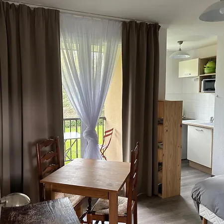 Normandie Avec Piscine Et Jardin Apartment *